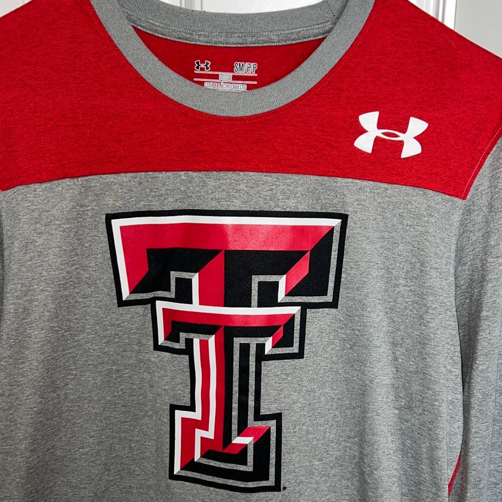 Under Armour Texas Tech Gear Red and Gray Long Sleeve Tee Comfy Tee - Picture 3 of 4